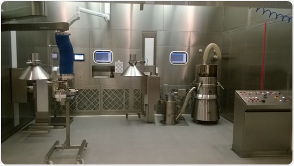 Another view of the downflow booth and integrated equipment