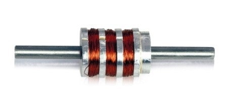 Miniaturized PIMagTM voice coil linear drive. This type of motor provides high speed and motion up to 25mm, enough for the requirements in endoscopes.