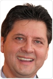 Headshot of Professor Attila Lorincz