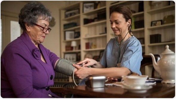 Abnormal blood pressure in middle age and late life increases dementia risk