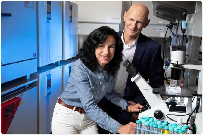 From left: Concepcion Rodriguez Esteban and Juan Carlos Izpisua Belmonte. Image Credit: Salk Institute