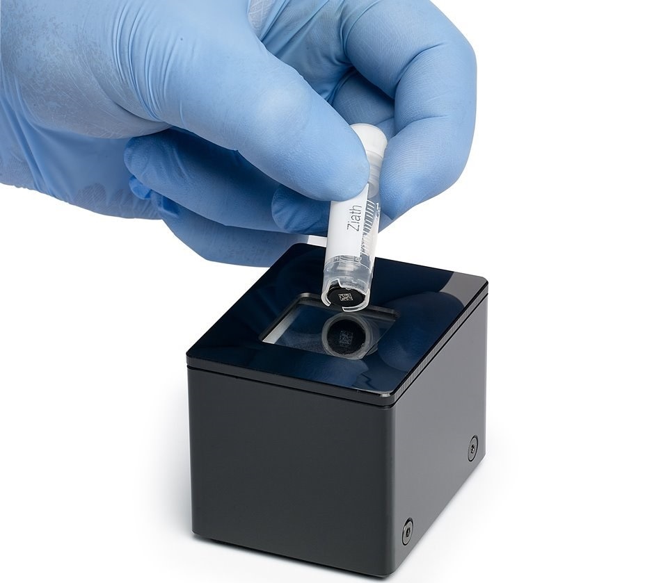 Uno single tube reader