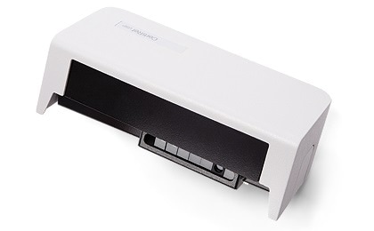 Automated performance verification for UV/Vis spectrophotometers