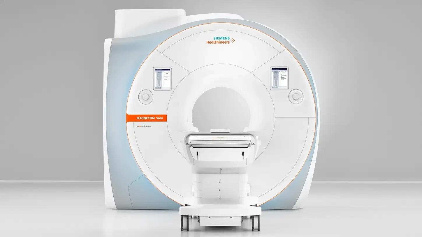 1.5T MRI system MAGNETOM Sola