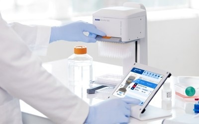 Rainin MicroPro 96-channel pipette from Mettler Toledo