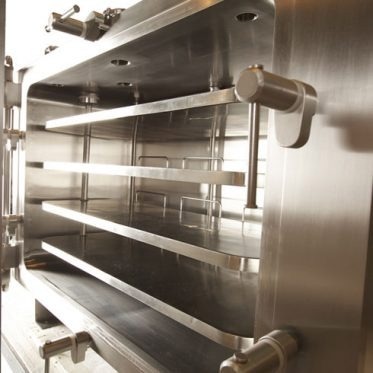 CakeStand™ vacuum tray dryer: Precision drying for delicate pharmaceutical processes