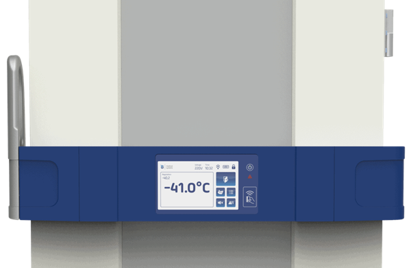 High-performance F500 laboratory freezer for secure sample storage
