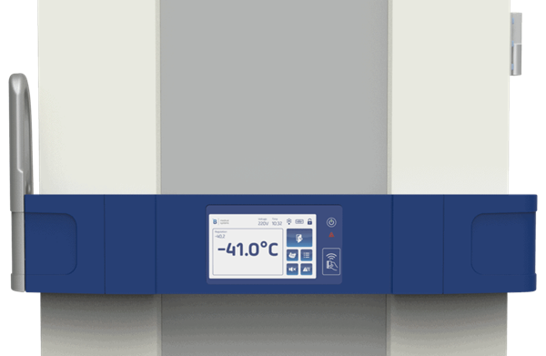 Secure blood and sample storage with the F900 laboratory freezer