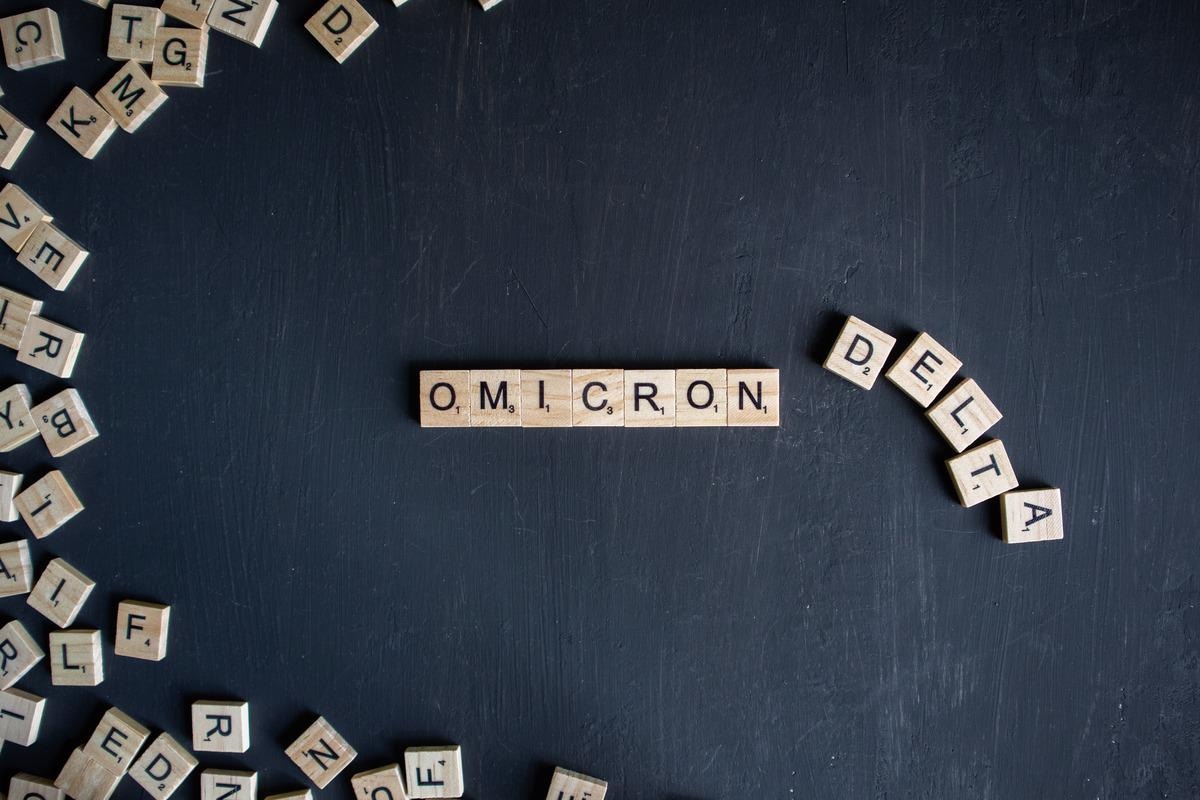 Study: SARS-CoV-2 variant exposures elicit antibody responses with differential cross-neutralization of established and emerging strains including Delta and Omicron. Image Credit: haidaralf/Shutterstock