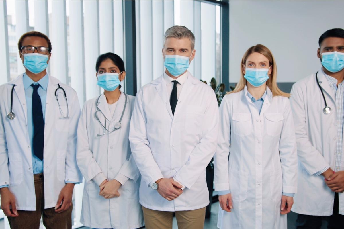 Study: COVID-19 vaccine uptake, effectiveness, and waning in 82,959 health care workers: A national prospective cohort study in Wales. Image Credit: M_Agency/Shutterstock