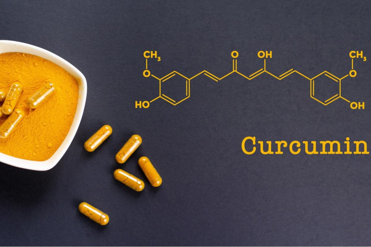 Study: Curcumin inhibits spike protein of new SARS-CoV-2 variant of concern (VOC) Omicron, an in silico study. Image Credit: EshanaPhoto/Shutterstock