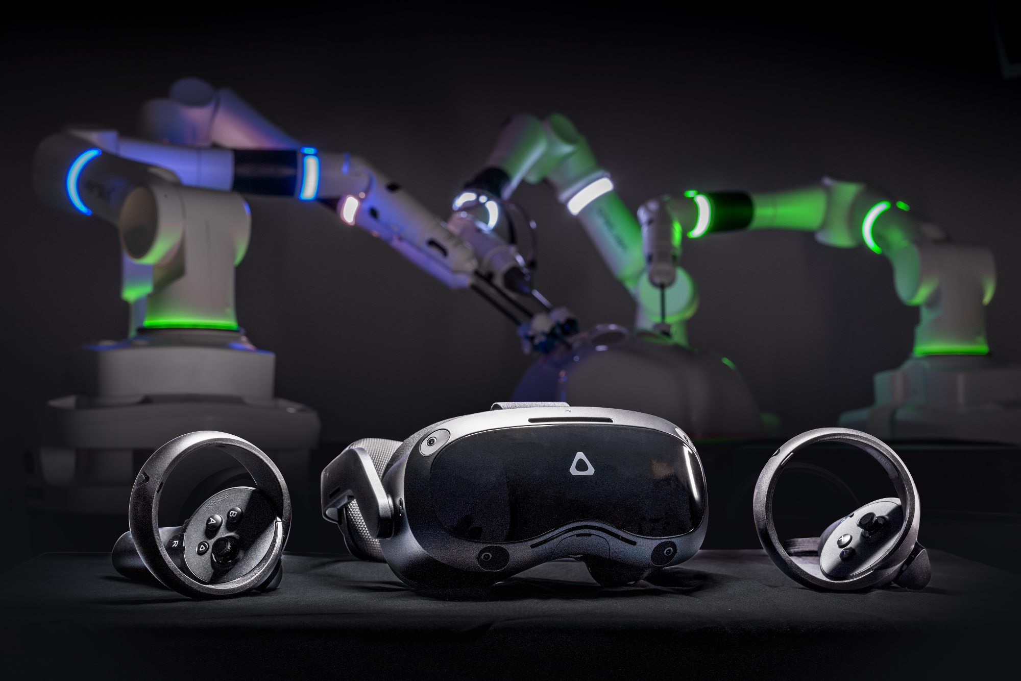 CMR Surgical VR Headset