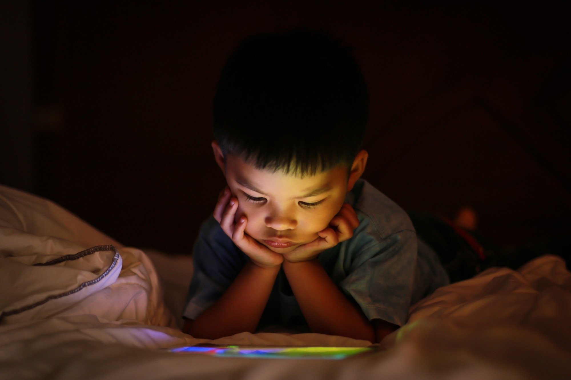 Study: Changes in Children’s Recreational Screen Time During the COVID-19 Pandemic. Image Credit: vinnstock / Shutterstock