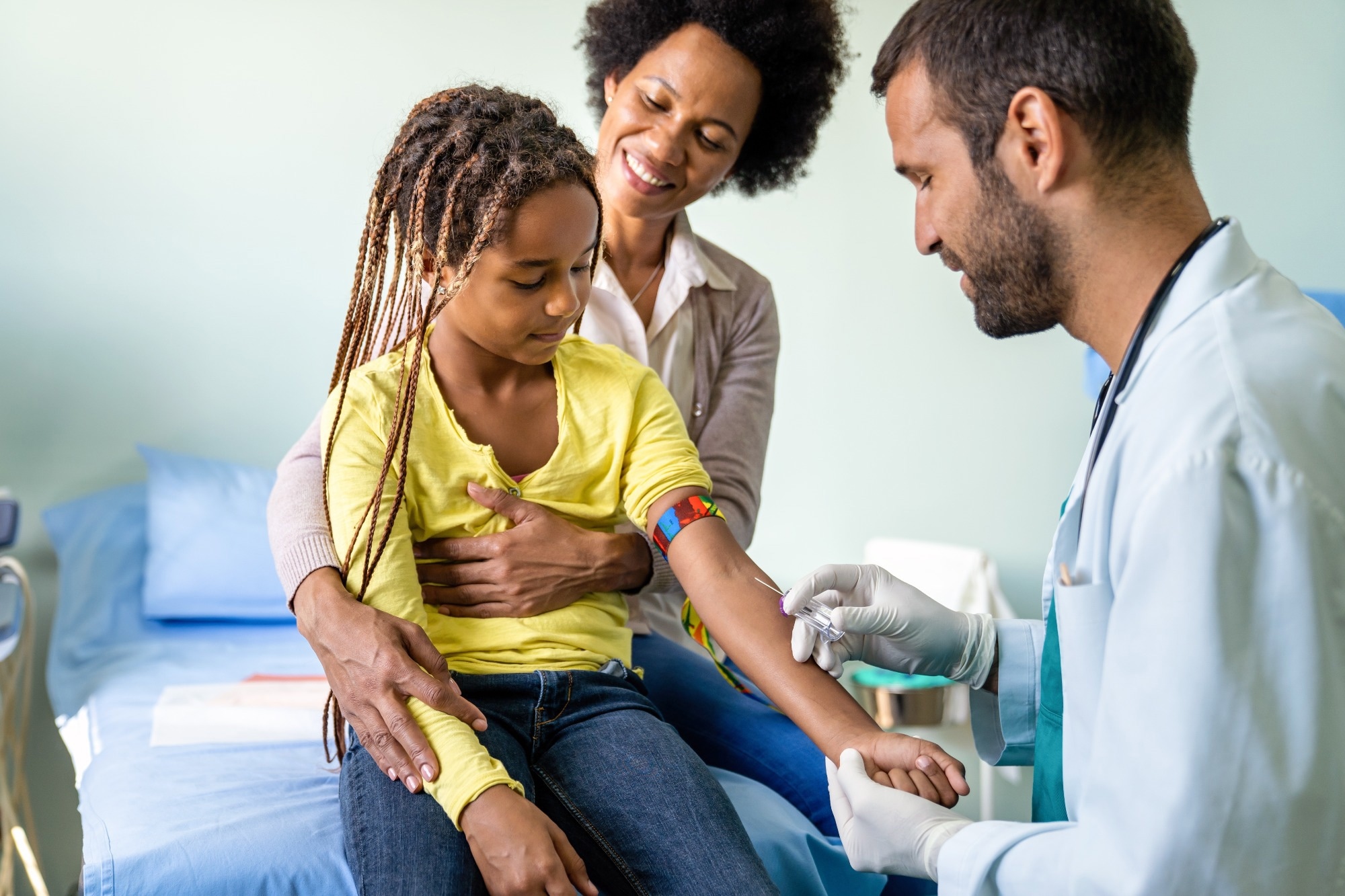 Study: Diagnosis of childhood febrile illness using a multi-class blood RNA molecular signature. Image Credit: NDABCreativity/Shutterstock.com