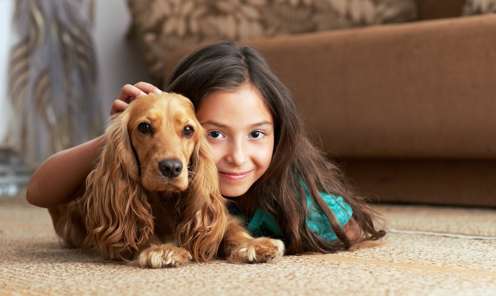 Study: Longitudinal effects of dog ownership, dog acquisition, and dog loss on children’s movement behaviours: findings from the PLAYCE cohort study. Image Credit: Dmytro Vietrov/Shutterstock.com