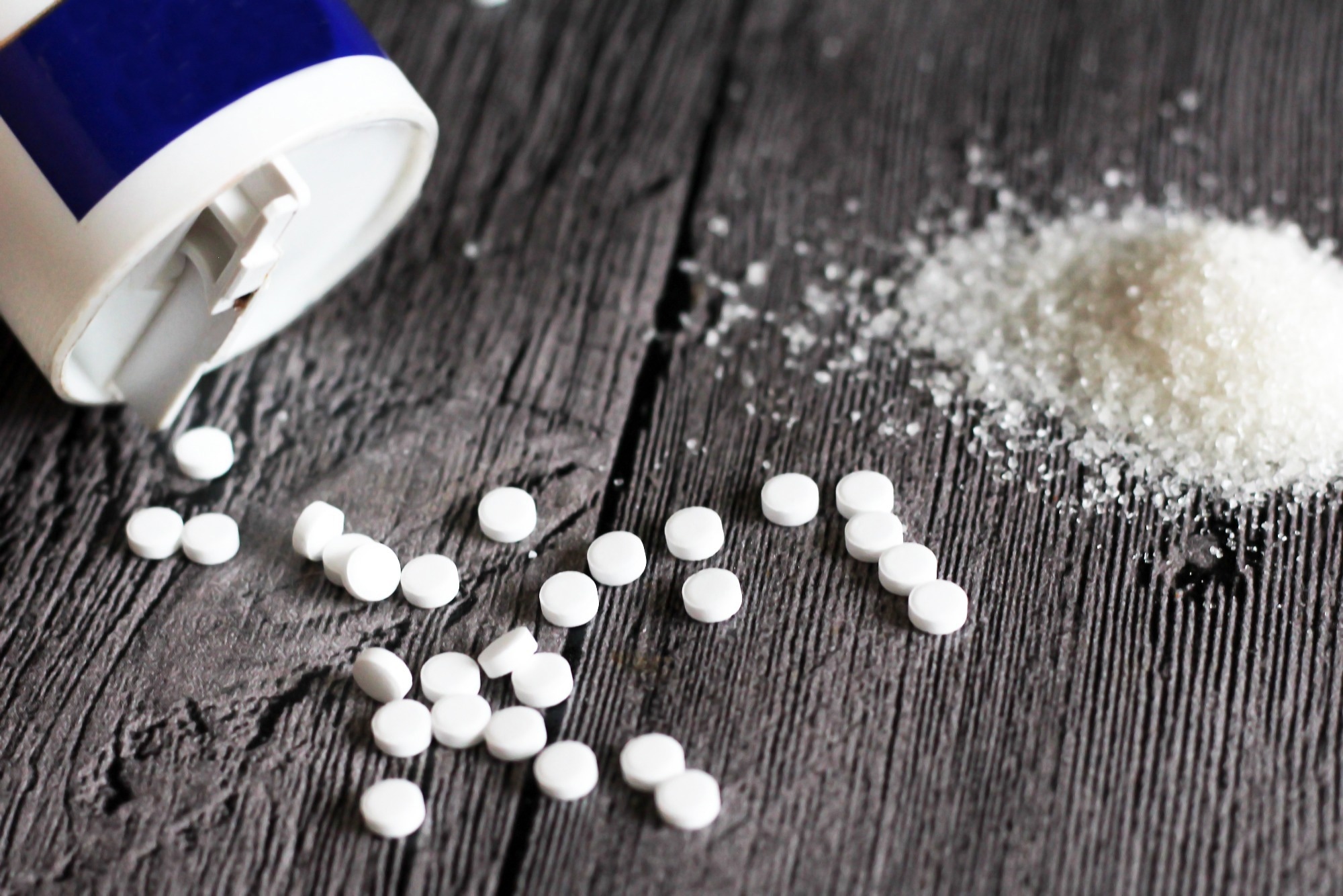 Study: Non-caloric sweetener effects on brain appetite regulation in individuals across varying body weights. Image Credit: SabOlga / Shutterstock