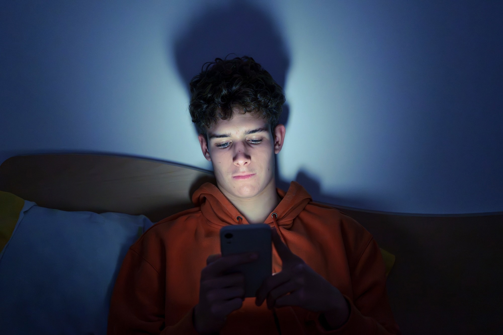Study: Smartphone use, wellbeing, and their association in children. Image Credit: Javier Bermudez Zayas / Shutterstock