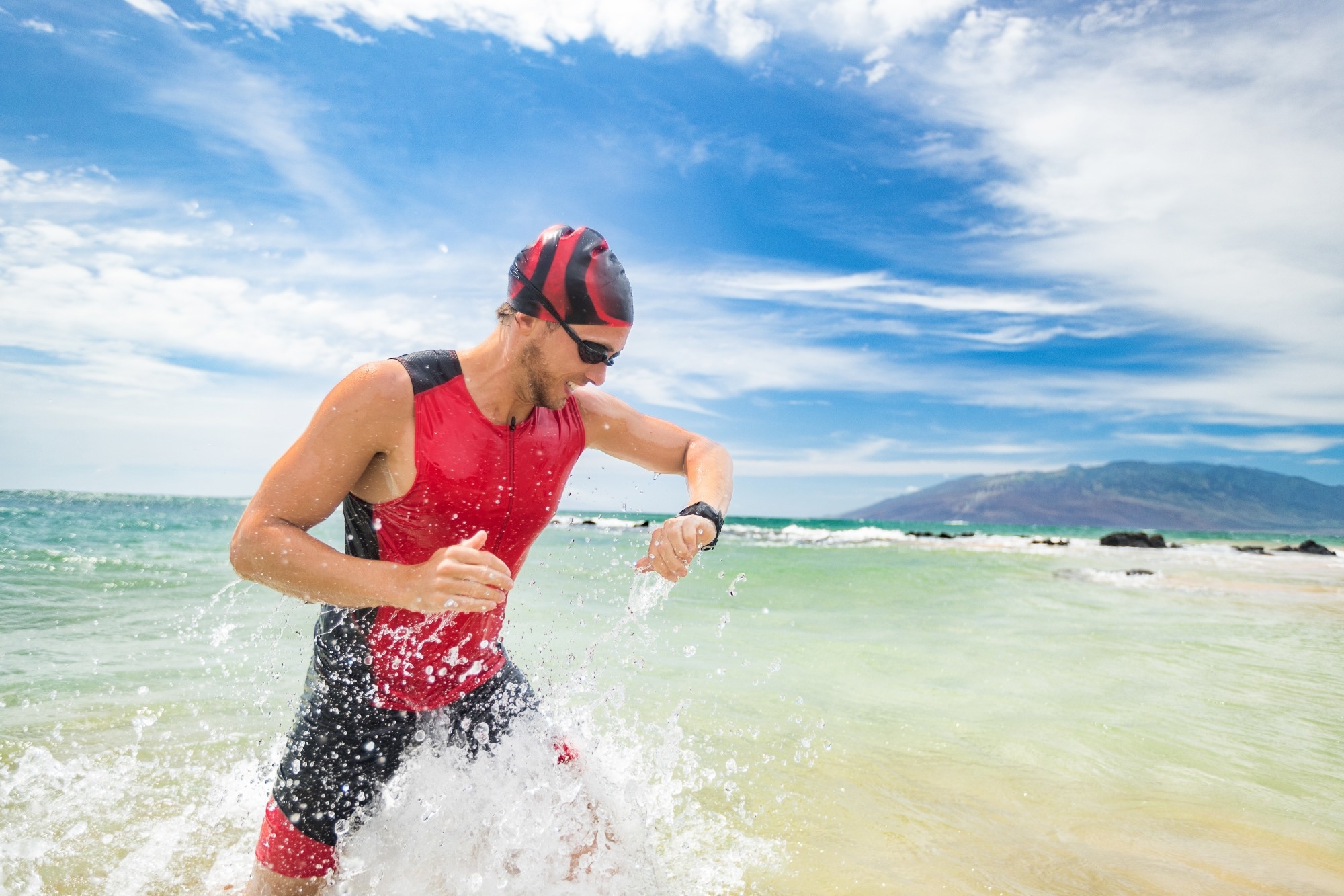 Review: Triathlon: Ergo Nutrition for Training, Competing, and Recovering. Image Credit: Maridav / Shutterstock